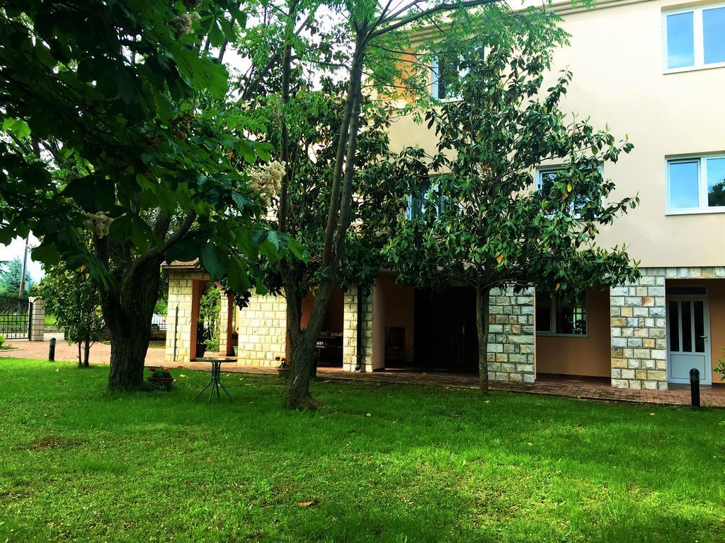 Hotel Pansion Bencun Međugorje Zewnętrze zdjęcie
