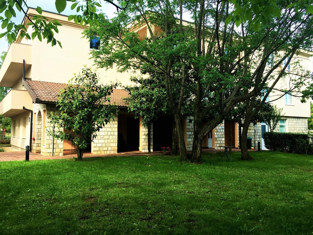 Hotel Pansion Bencun Međugorje Zewnętrze zdjęcie